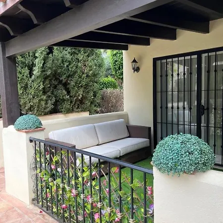 Casa Pinos Del Aloha Holiday home *